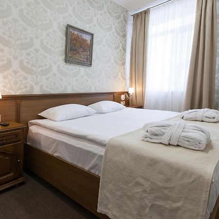West Park Hotel Sofiivska Borshchahivka Ngoại thất bức ảnh
