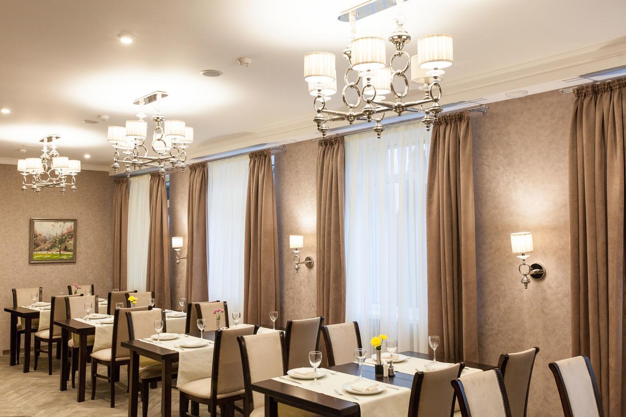 West Park Hotel Sofiivska Borshchahivka Ngoại thất bức ảnh