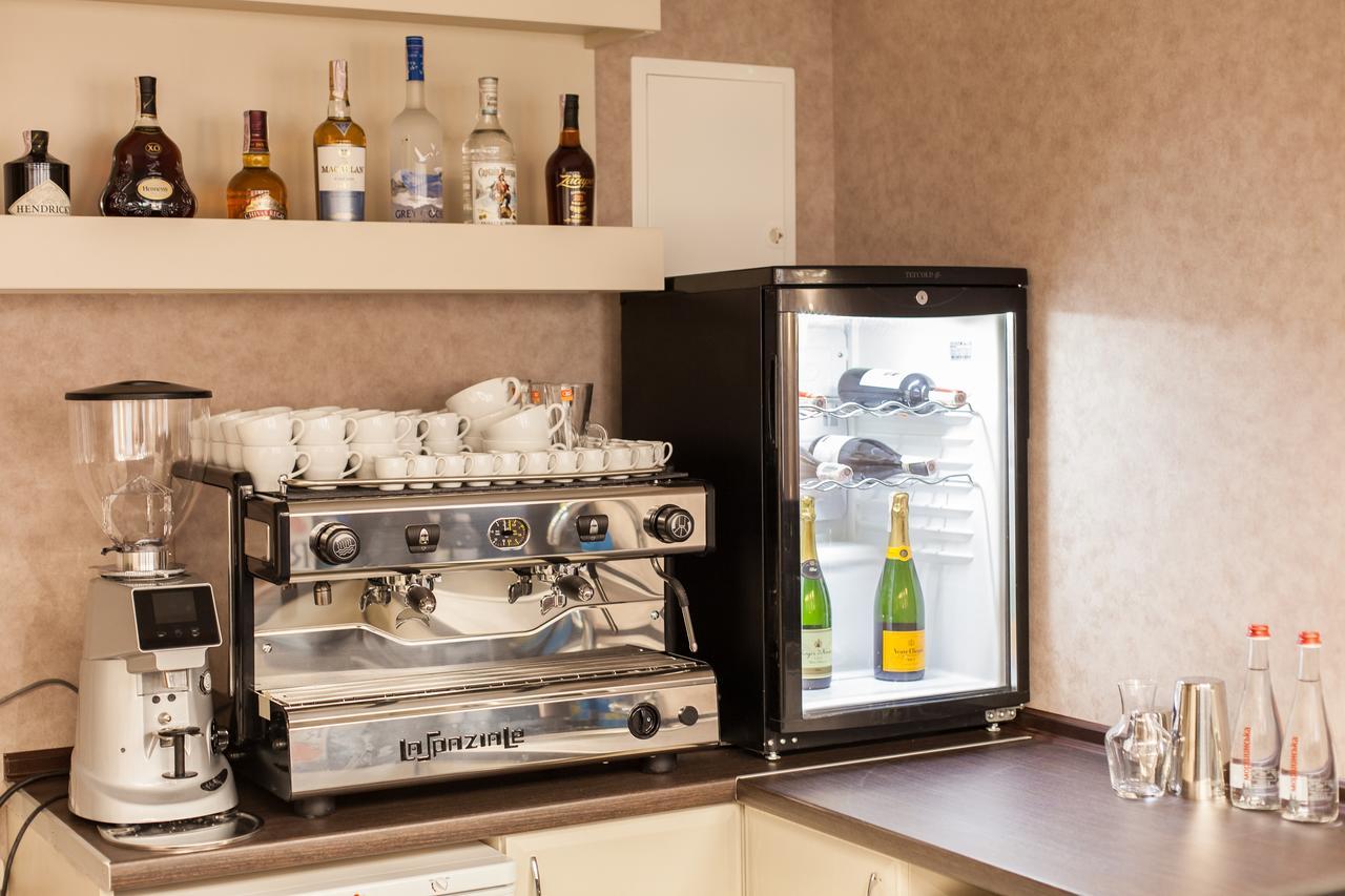 West Park Hotel Sofiivska Borshchahivka Ngoại thất bức ảnh
